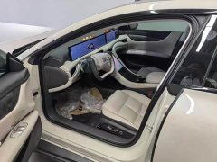 IM Motors Zhiji L6 Max Standard Edition - ფოტო 4