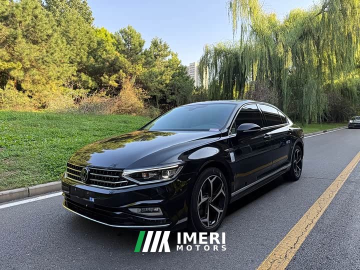 Volkswagen Magotan 2 Million Units Commemorative Edition 330TSI DSG Luxury