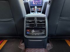 Volkswagen Magotan 2 Million Units Commemorative Edition 330TSI DSG Luxury - ფოტო 15