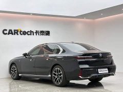 BMW 7 Series 735Li M Sport Package - ფოტო 3