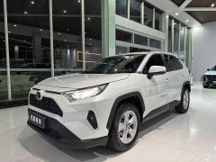 Toyota RAV4 2.0L CVT FWD Urban Edition - ფოტო 1