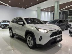 Toyota RAV4 2.0L CVT FWD Urban Edition - ფოტო 3