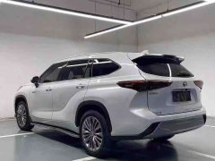 Toyota Highlander 2.5L Intelligent Hybrid AWD Premium 7-Seater - ფოტო 7