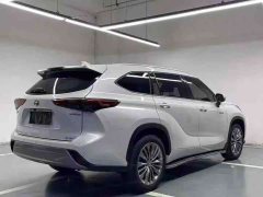 Toyota Highlander 2.5L Intelligent Hybrid AWD Premium 7-Seater - ფოტო 9