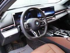 BMW 5 Series 530Li Premier M Sport Package - ფოტო 14