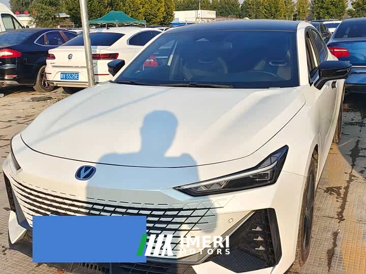 Changan UNI-V 1.5T Premium