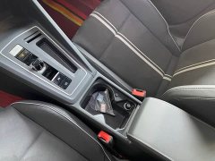Volkswagen Golf 2024 280TSI DSG R-Line 50th Anniversary Edition - ფოტო 15