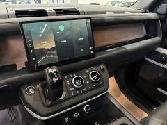 Land Rover Defender 90 3.0T P400 XS - ფოტო 12
