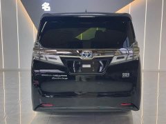 Toyota Vellfire 2021 Crown Hybrid 2.5L HV Luxury Edition - ფოტო 8