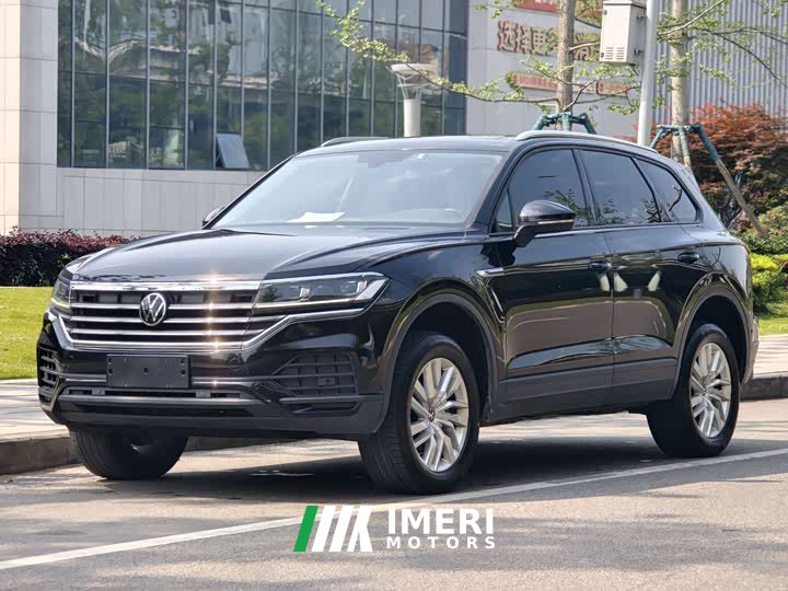 Volkswagen Touareg 2.0TSI Navigator Special Edition - ავტომობილი ჩინეთიდან