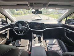 Volkswagen Touareg 2.0TSI Navigator Special Edition - ფოტო 11