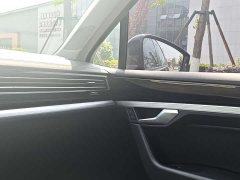 Volkswagen Touareg 2.0TSI Navigator Special Edition - ფოტო 12