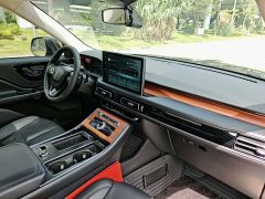 Lincoln Aviator 3.0T V6 AWD Elite - ფოტო 13
