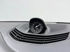 Porsche Taycan - ფოტო 12