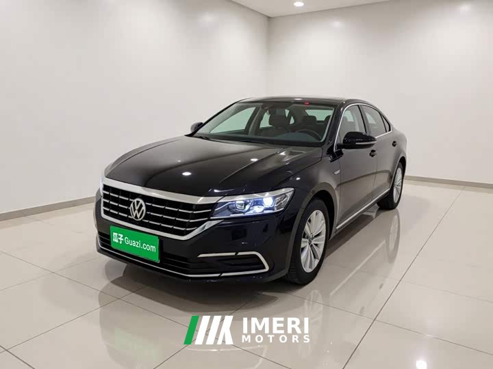 Volkswagen Passat 330TSI Elite - ავტომობილი ჩინეთიდან