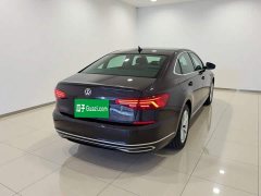 Volkswagen Passat 330TSI Elite - ფოტო 4