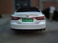 Toyota Camry 2.5G Luxury - ფოტო 3