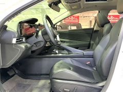 Hyundai Elantra 2022 1.5L CVT Luxury - ფოტო 5