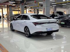 Hyundai Elantra 2022 1.5L CVT Luxury - ფოტო 8