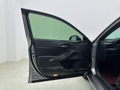 Toyota Avalon 2.5L Luxury - ფოტო 11