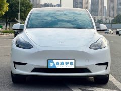Tesla Model Y Rear-Wheel Drive - ფოტო 2