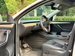 Tesla Model Y Rear-Wheel Drive - ფოტო 7