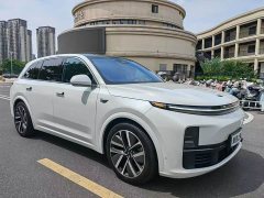 Li Auto L7 Pro - ფოტო 3