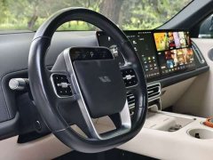 Li Auto L9 Ultra - ფოტო 14
