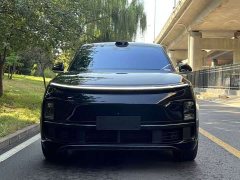 Li Auto L9 Ultra - ფოტო 4