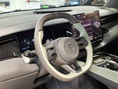 Zeekr 009 Six-Seat Executive AWD 140kWh - ფოტო 10