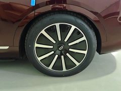 Aito M9 EV Ultra 100kWh 6-Seater (896-Line LiDAR) - ფოტო 11