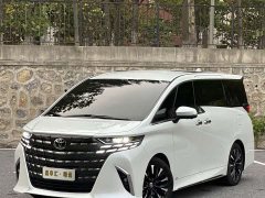 Toyota Alphard Base - ფოტო 1