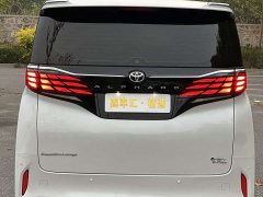 Toyota Alphard Base - ფოტო 5