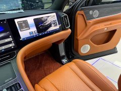 AITO M9 Extended Range Ultra 42kWh 6-Seater - ფოტო 9