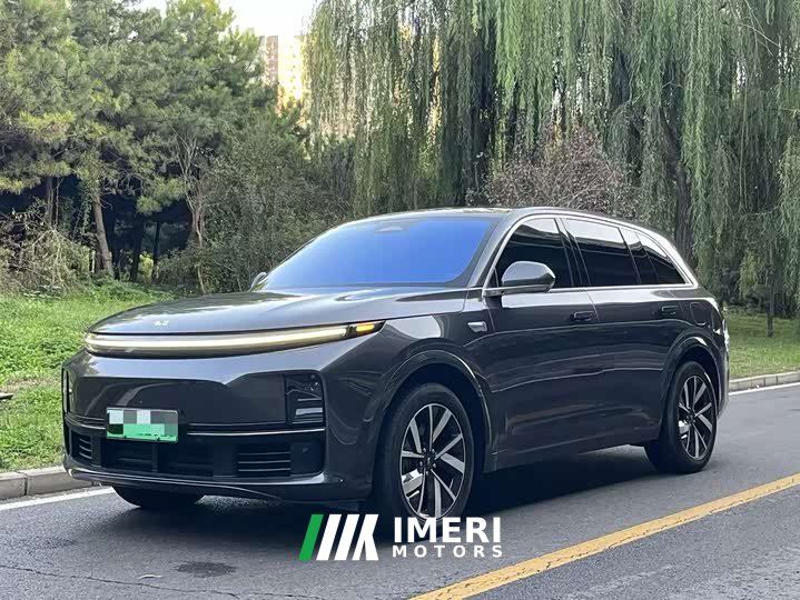 Li Auto L7 Pro - ავტომობილი ჩინეთიდან
