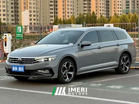 2023 Volkswagen Passat Alltrack 2.0T Zongxing Edition
