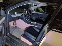Tesla Model Y High Performance All-Wheel Drive - ფოტო 12