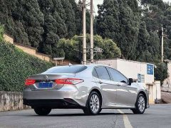 Toyota Camry 2021 2.0G Luxury - ფოტო 9