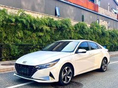 Hyundai Elantra 2021 1.5L CVT Luxury - ფოტო 1