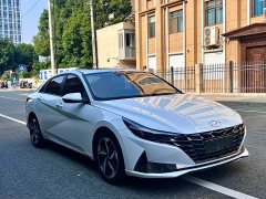 Hyundai Elantra 2021 1.5L CVT Luxury - ფოტო 2