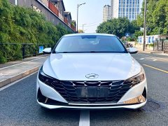 Hyundai Elantra 2021 1.5L CVT Luxury - ფოტო 3