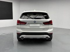 BMW X1 2022 sDrive20Li Premium - ფოტო 19