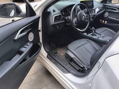 BMW 1 Series Facelift 120i M Sport - ფოტო 12
