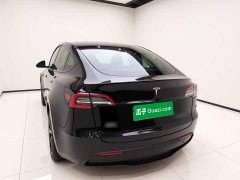 Tesla Model Y Standard Range RWD - ფოტო 5