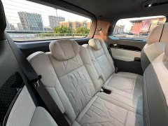 Zeekr 009 2024 Six-Seat Executive AWD 108kWh - ფოტო 12