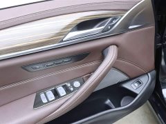 BMW 5 Series Facelift 530Li Luxury Package - ფოტო 12