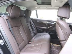 BMW 5 Series Facelift 530Li Luxury Package - ფოტო 17