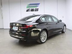 BMW 5 Series Facelift 530Li Luxury Package - ფოტო 3
