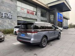 Lincoln Navigator One 2022 3.5T Navigator One - ფოტო 3