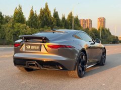 Jaguar F-TYPE P300 75th Anniversary Edition Hardtop - ფოტო 4